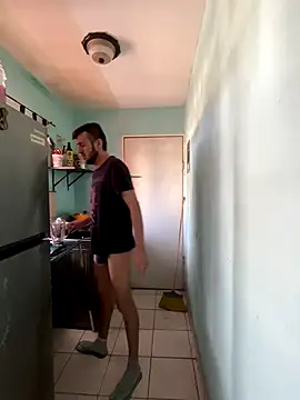 Alexitho25 online show from December 2025 06:23:01 PM