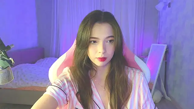 Snapshot of yuna_sunshy chatting on November 2025 12:05:02 AM yuna sunshy online show from November 2025 12:05:02 AM