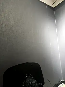 Emily Rivers  online show from October 2025 01:03:02 PM