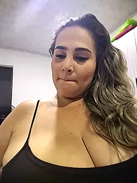 Snapshot of dayana2021 chatting on November 2025 09:57:02 PM dayana2021 online show from November 2025 09:57:02 PM