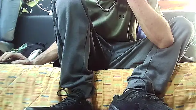 lovehairymature90 online show from November 2025 11:09:01 AM