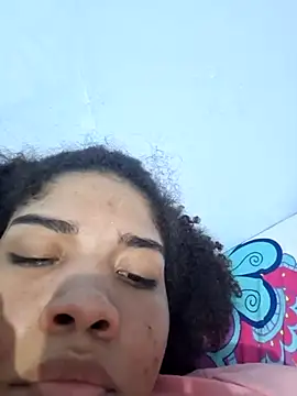 Snapshot of madelene chatting on January 2025 08:24:01 AM madelene online show from January 2025 08:24:01 AM