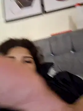 Snapshot of madelene chatting on January 2025 12:25:01 AM madelene online show from January 2025 12:25:01 AM