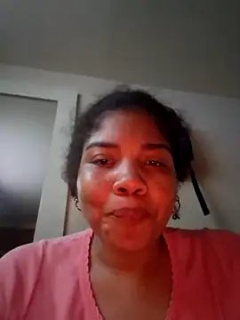 Snapshot of madelene chatting on February 2025 04:37:02 AM madelene online show from February 2025 04:37:02 AM