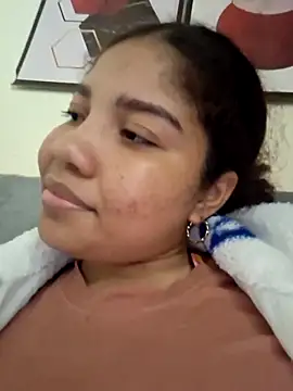 Snapshot of madelene chatting on March 2025 01:31:02 AM madelene online show from March 2025 01:31:02 AM