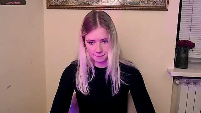 AliceHotty  online show from October 2025 07:37:02 AM