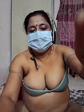 Snapshot of mature_mimi chatting on November 2025 05:53:01 PM mature mimi online show from November 2025 05:53:01 PM