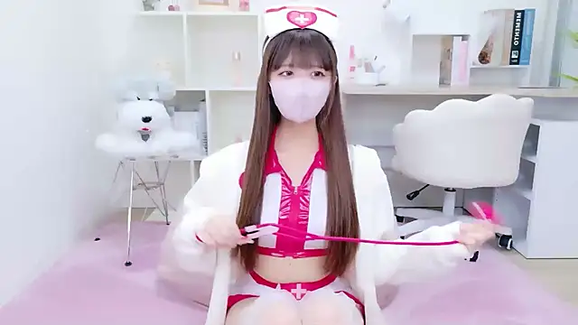 Snapshot of Reina_Fcup chatting on November 2025 10:18:02 AM Reina Fcup online show from November 2025 10:18:02 AM