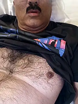 Snapshot of moonflower25 chatting on December 2025 06:08:02 AM moonflower25 online show from December 2025 06:08:02 AM