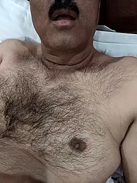 Snapshot of moonflower25 chatting on December 2025 03:19:01 PM moonflower25 online show from December 2025 03:19:01 PM