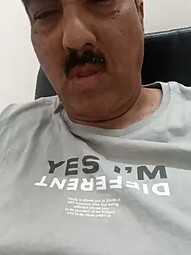 Snapshot of moonflower25 chatting on February 2026 10:25:01 AM moonflower25 online show from February 2026 10:25:01 AM