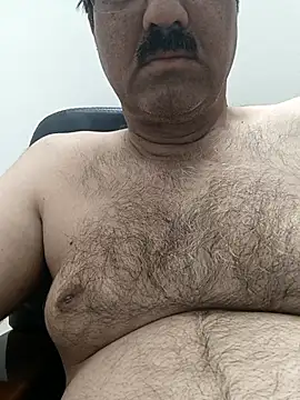 Snapshot of moonflower25 chatting on March 2026 08:47:02 PM moonflower25 online show from March 2026 08:47:02 PM