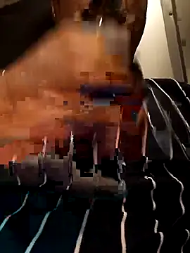 Snapshot of moonflower25 chatting on April 2026 03:42:02 PM moonflower25 online show from April 2026 03:42:02 PM