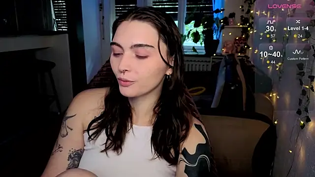 Snapshot of dorfmatratze__ chatting on October 2025 07:04:02 AM dorfmatratze online show from October 2025 07:04:02 AM