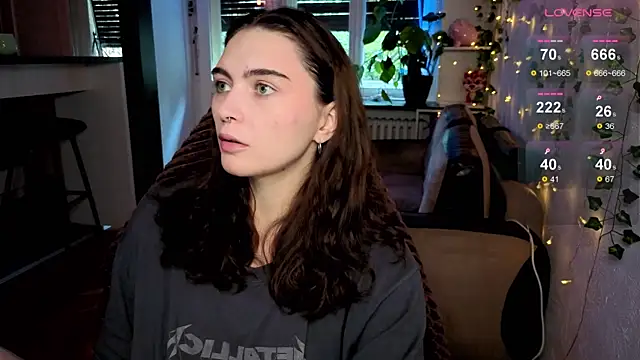 Snapshot of dorfmatratze__ chatting on October 2025 09:28:02 AM dorfmatratze online show from October 2025 09:28:02 AM