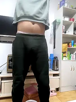 Snapshot of huanhuanaaaaa chatting on January 2026 01:16:01 PM huanhuanaaaaa online show from January 2026 01:16:01 PM