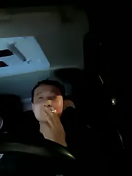 huanhuanaaaaa online show from January 2026 04:00:01 PM