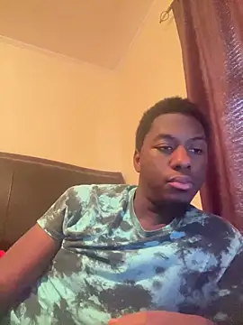 Snapshot of ThickDic28 chatting on May 2026 09:00:02 PM ThickDic28 online show from May 2026 09:00:02 PM
