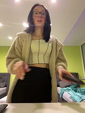 Emilia Mausi online show from February 2026 07:34:02 PM