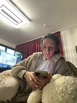 Emilia Mausi online show from March 2026 08:10:01 PM