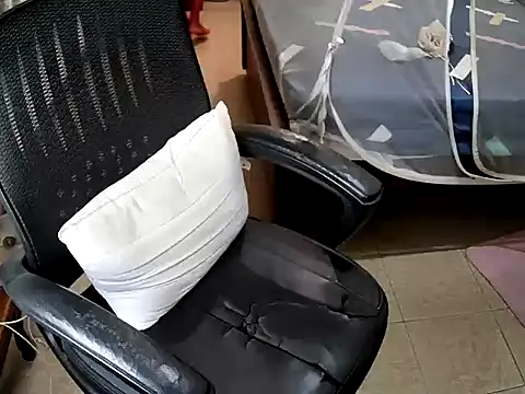 Snapshot of sissypamsissy chatting on November 2025 01:44:01 PM sissypamsissy online show from November 2025 01:44:01 PM