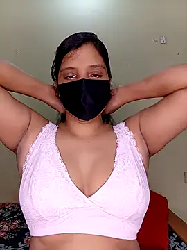 Rose-luckey online show from October 2025 01:37:01 PM