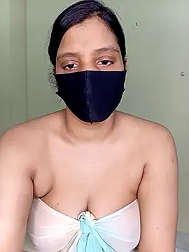 Rose-luckey online show from November 2025 06:10:01 PM