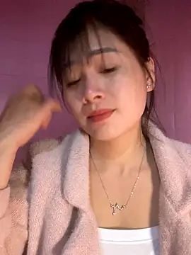 One-nice online show from November 2025 03:13:02 PM