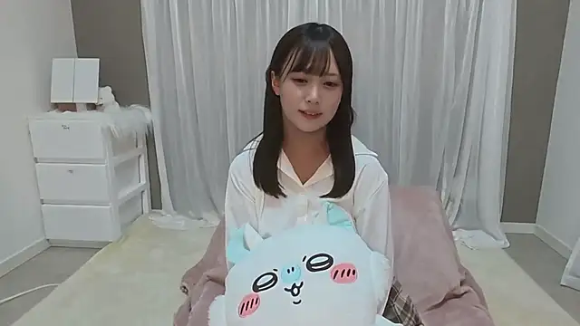 Snapshot of mion0703 chatting on October 2025 04:15:02 PM mion0703 online show from October 2025 04:15:02 PM