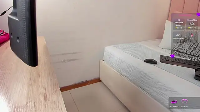 Snapshot of vanesa_reel chatting on November 2025 04:53:01 PM vanesa reel online show from November 2025 04:53:01 PM