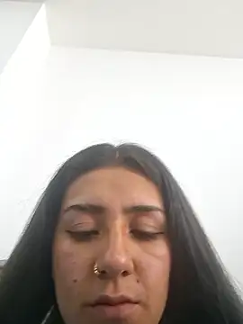 CAROLINE  07 online show from January 2026 01:25:02 PM