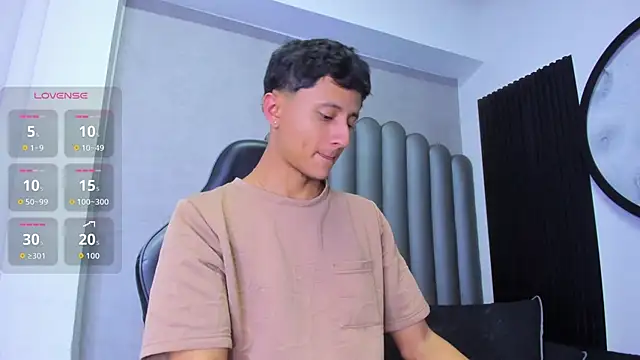  Leohot  online show from January 2026 02:27:01 AM