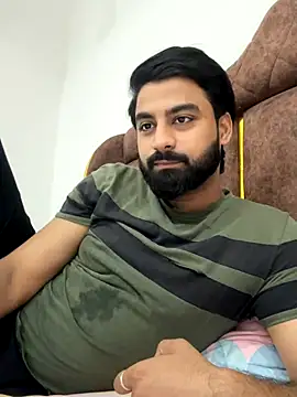 hottestboy03 online show from November 2025 05:19:01 AM