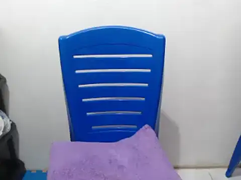 Snapshot of NaughtyPussy4u chatting on November 2025 03:58:01 PM NaughtyPussy4u online show from November 2025 03:58:01 PM