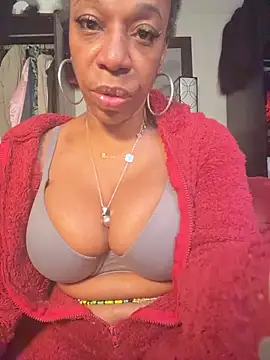 Snapshot of Kennady_Buxum_Goddess chatting on November 2025 06:40:02 PM Kennady Buxum Goddess online show from November 2025 06:40:02 PM