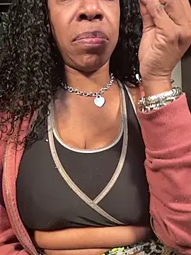 Snapshot of Kennady_Buxum_Goddess chatting on December 2025 09:12:02 PM Kennady Buxum Goddess online show from December 2025 09:12:02 PM