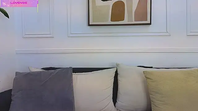 Macarena 05 online show from February 2026 05:47:02 PM