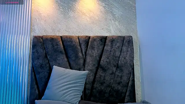 Miagomezx online show from February 2026 08:25:02 PM