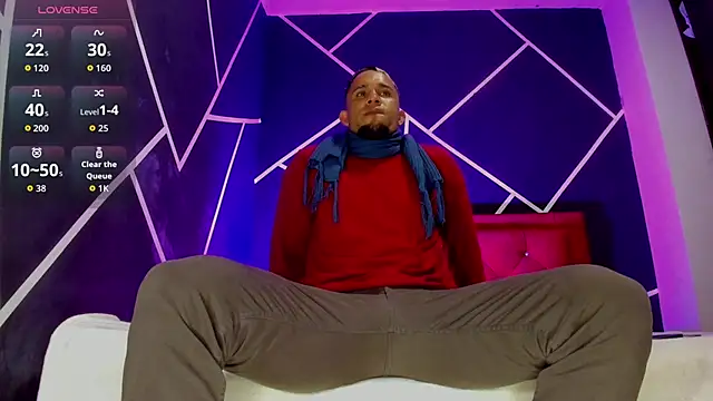 Massimo Cruz online show from November 2025 08:31:01 PM