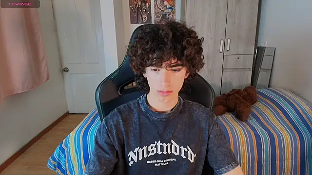 Nude Boy18 online show from January 2026 12:14:02 AM