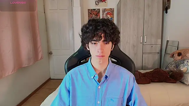 Snapshot of Nude_Boy18 chatting on April 2026 11:07:01 PM Nude Boy18 online show from April 2026 11:07:01 PM