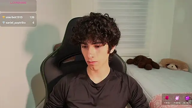 Nude Boy18 online show from June 2026 04:10:01 AM