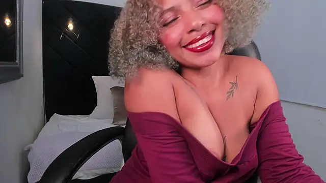 momo ayasse online show from February 2026 03:27:02 AM