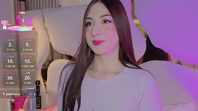 Snapshot of SofiJones_ chatting on November 2025 09:36:01 PM SofiJones online show from November 2025 09:36:01 PM