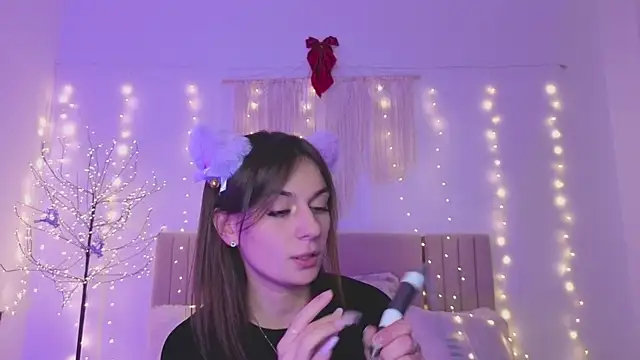 Little mia   online show from December 2025 10:28:02 PM