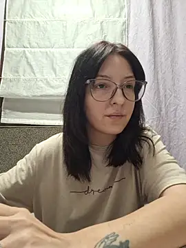 AllexyAle online show from April 2026 09:39:01 PM