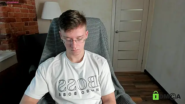 Snapshot of Harm_Dick chatting on October 2025 10:47:02 AM Harm Dick online show from October 2025 10:47:02 AM