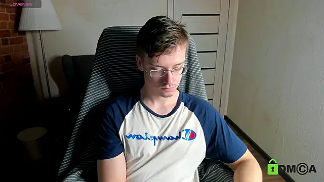 Harm Dick online show from November 2025 01:26:02 PM