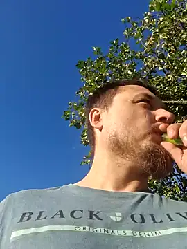 Amberdual online show from September 2025 03:12:01 PM