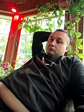 Amberdual online show from October 2025 11:08:02 AM